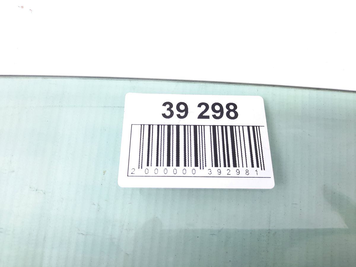 Sonic Стекло двери передней правой Chevrolet Sonic 2012-2020 95229721 Chevrolet Sonic 3
