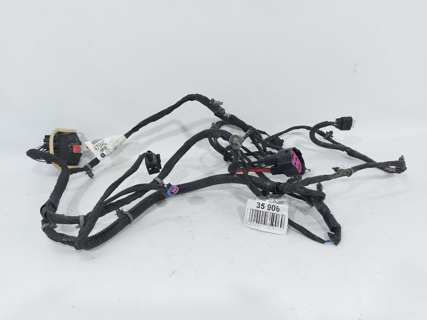 Dart. Проводка телевізора Dodge Dart 2015 68204479AD Dodge Dart