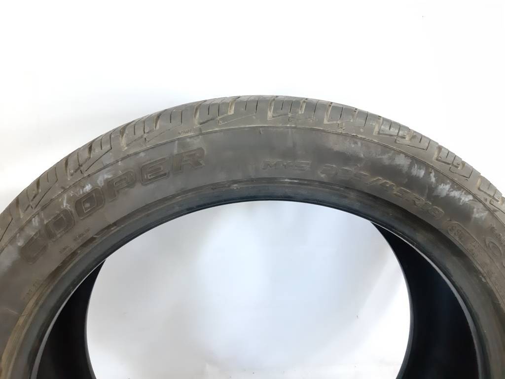  Резина Cooper Tires 225/45R18 6