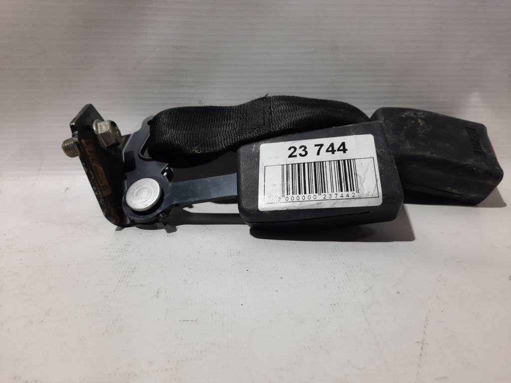 6. Засувка ременя безпеки заднього правого Mazda 6 2014-2018 G4YA-57-720B Mazda 6 6. Засувка ременя безпеки заднього правого Mazda 6 2014-2018 G4YA-57-720B Mazda 6