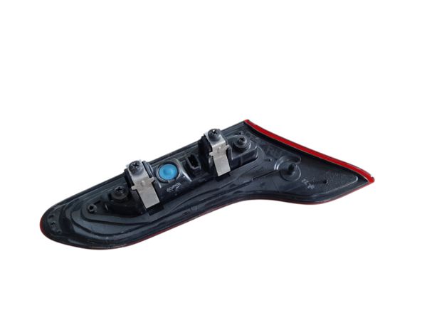 Bolt Ліхтар зовнішній (крило) задній правий Chevrolet Bolt EV 2017-2020 42529735 Chevrolet Bolt EV 2 Bolt Ліхтар зовнішній (крило) задній правий Chevrolet Bolt EV 2017-2020 42529735 Chevrolet Bolt EV 2