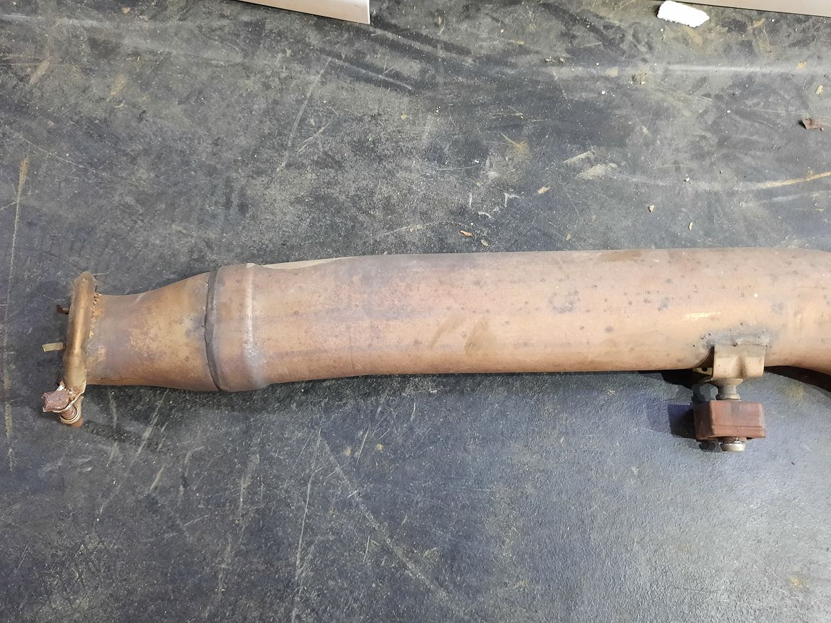 328i xdrive. Вихлопна труба задня частина BMW 328i xDrive 2013-2016 18307627142 BMW 328i xDrive