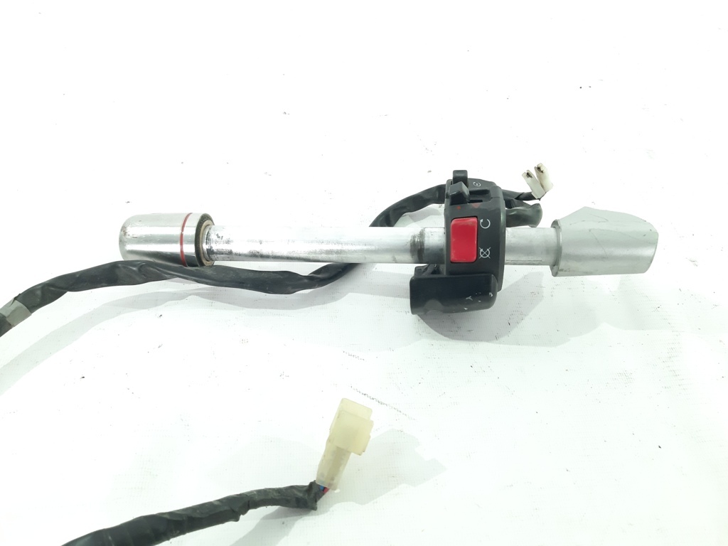 Gtr-1400 Пульт керування правий Kawasaki GTR-1400 2010 460910189 Kawasaki GTR-1400 2