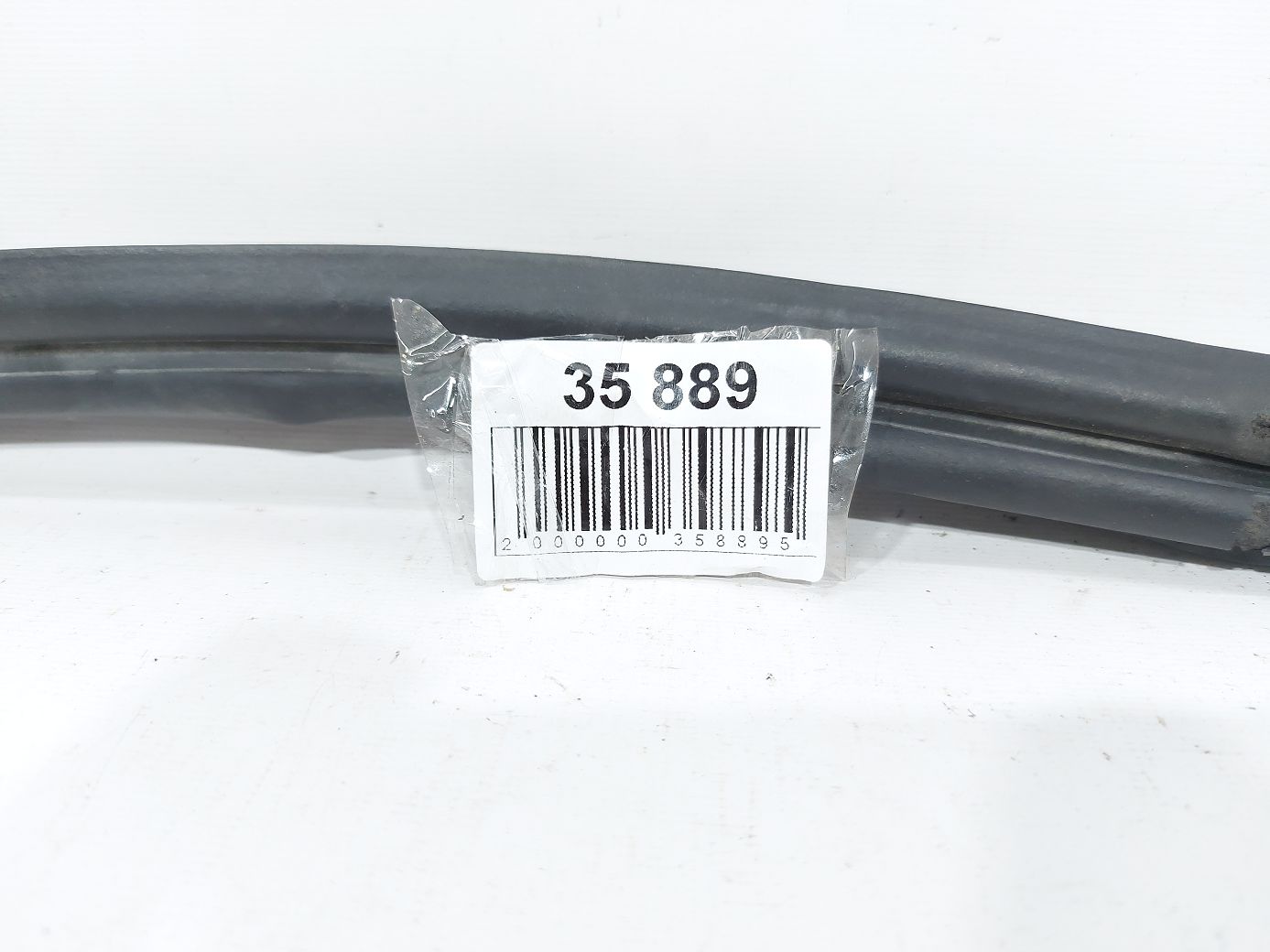 Dart Уплотнительная резинка багажного проёма Dodge Dart 2013-2019 68082813AI Dodge Dart 4 Dart Уплотнительная резинка багажного проёма Dodge Dart 2013-2019 68082813AI Dodge Dart 4