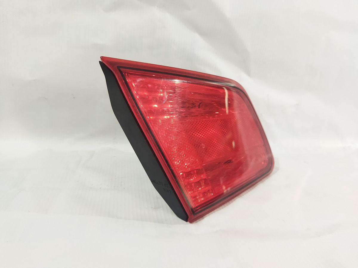 Legacy Ліхтар кришки багажника лівий Subaru Legacy 2010-2014 84912AJ03A Subaru Legacy 3