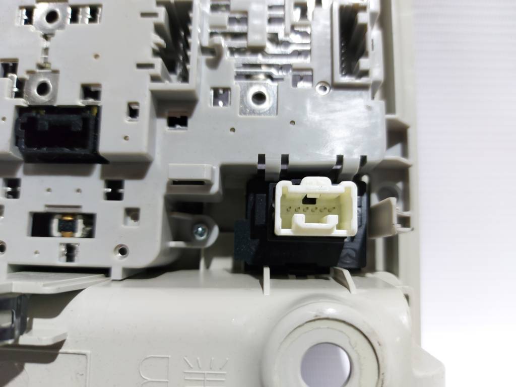 3 Плафон освітлення салону передній Mazda 3 2009-2018 EG2151310A75 Mazda 3 12