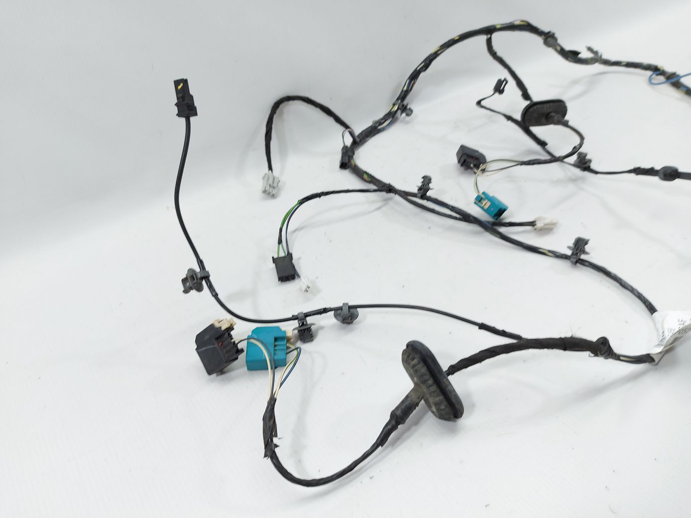 Journey Проводка кришки багажника Dodge Journey 2009-2010 05267856AF Dodge Journey 4