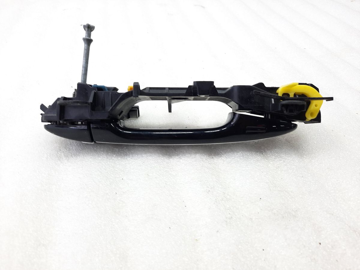 Impreza Ручка дверей передньої лівої зовнішня (хром смуга) (чорна) Subaru Impreza 2015 61160FJ04017 Subaru Impreza 4