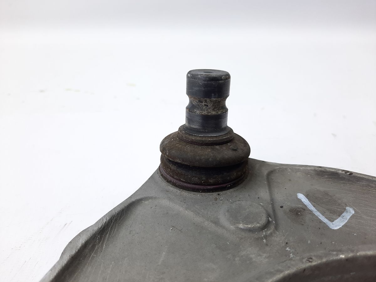 5 series Важіль передній верхній лев/прав BMW 5 series 2009-2020 31126775967 BMW 5 series 7