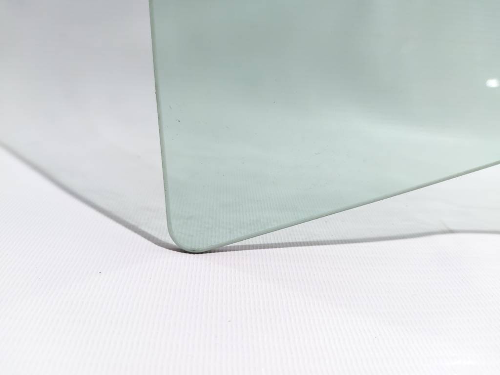 3 Скло дверей задньої лівої Mazda 3 2014-2018 BJS773510 Mazda 3 4