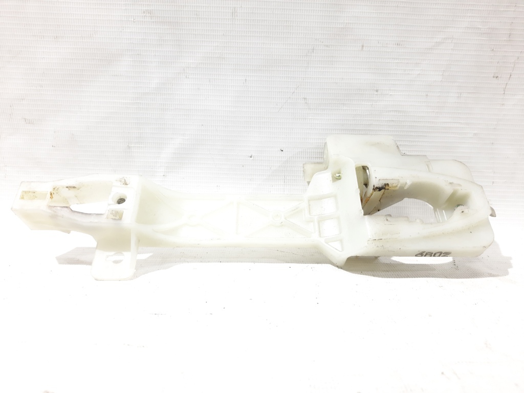 Forte Кронштейн ручки дверей передньої лівої зовнішньої Kia Forte 2014-2018 82655A7001 Kia Forte 10