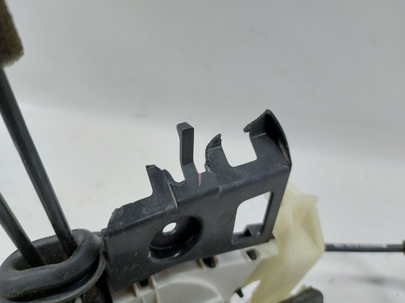 Dart Замок двери задней правой Dodge Dart 2013-2016 68175236AA Dodge Dart 4