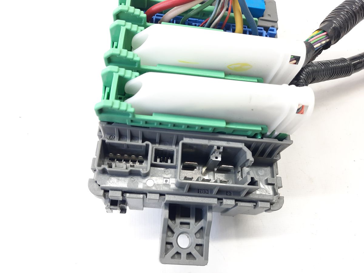 Accord Блок предохранителей салона Honda Accord Sedan 2013-2017 38200T2AA01 Honda Accord Sedan 5