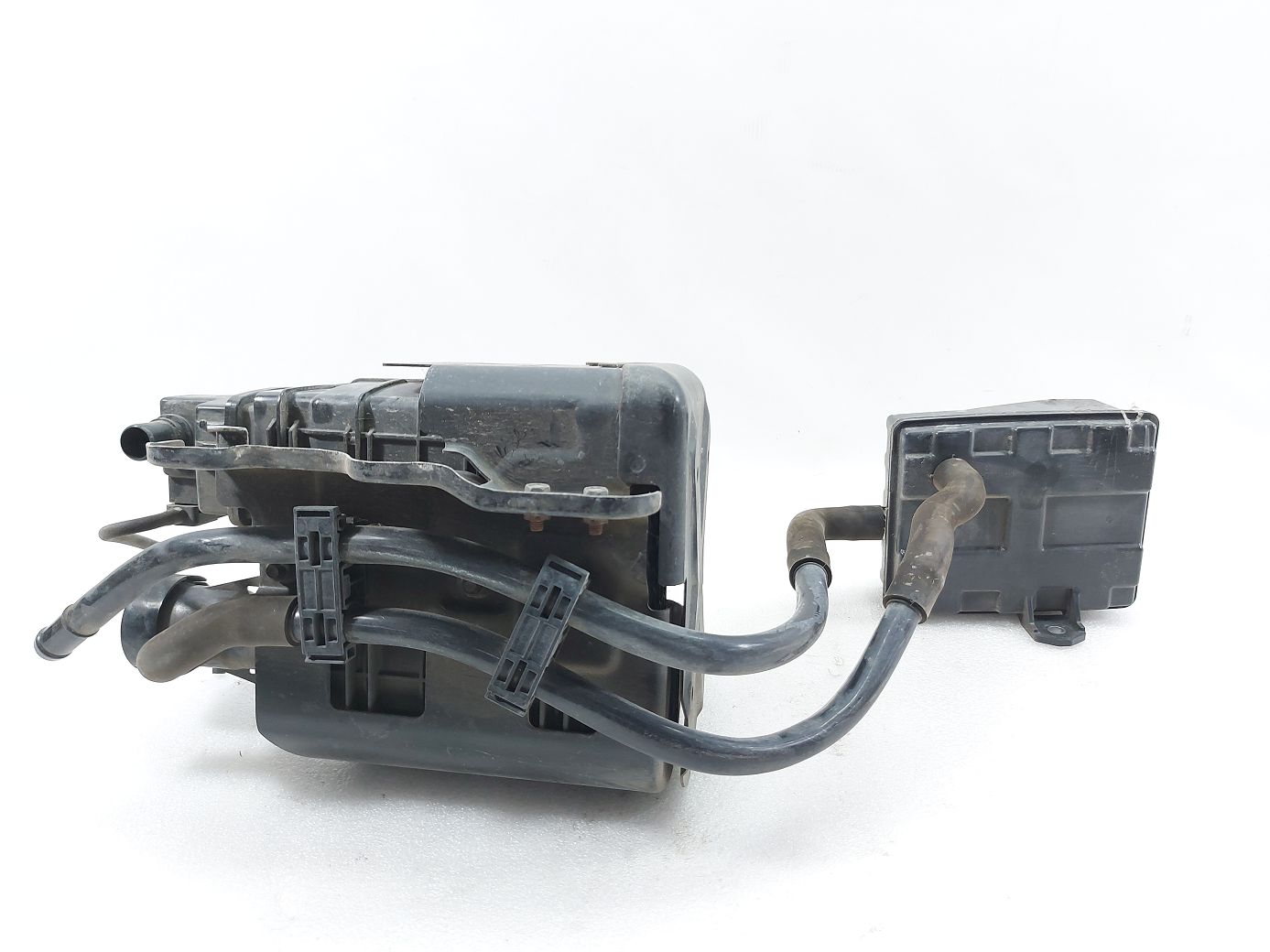 Cr-z Фильтр рециркуляции паров бензина Honda CR-Z 2011-2016 17011TM8L01 Honda CR-Z 3