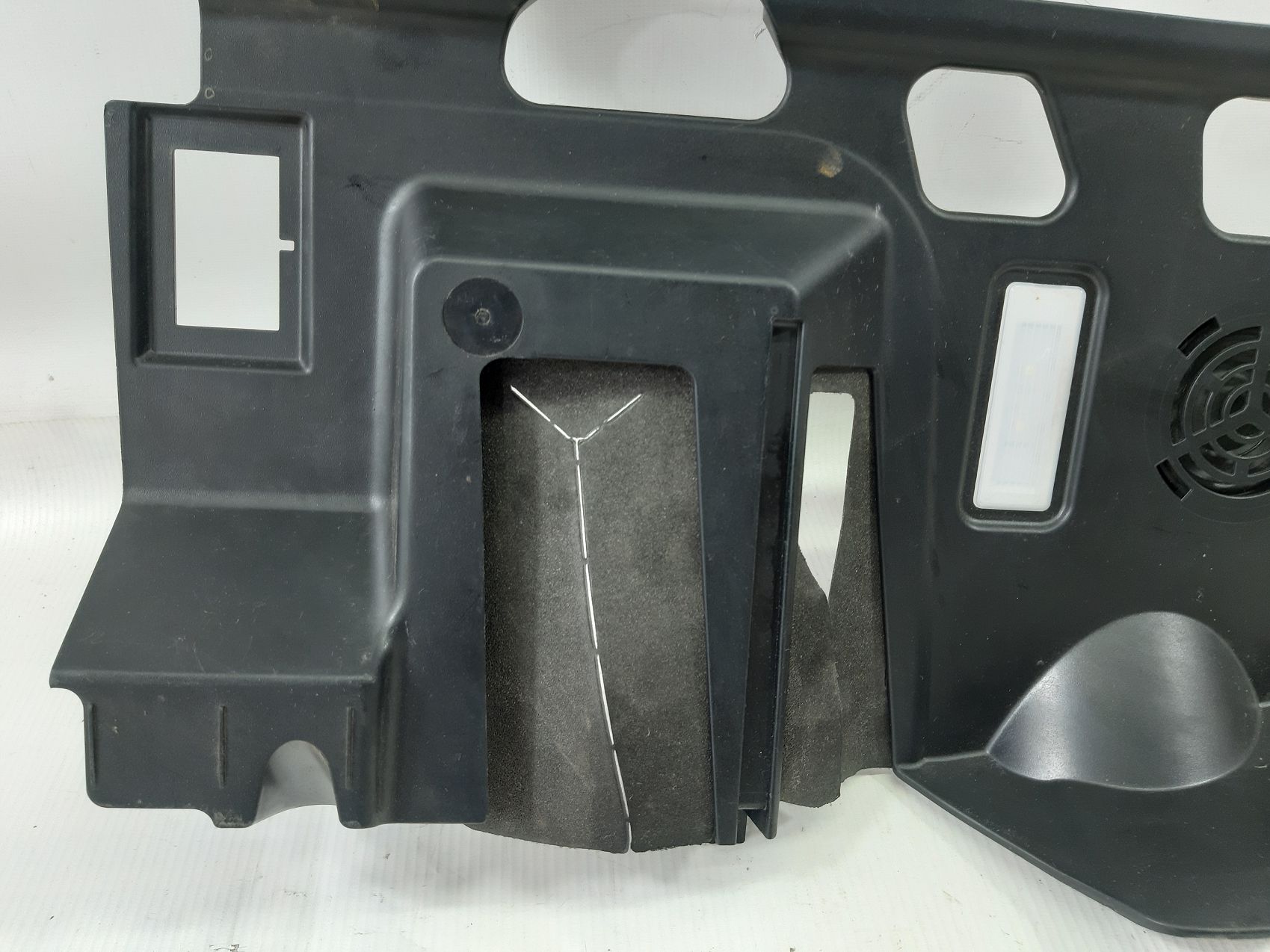 328i xdrive Накладка под торпеду левая BMW 328i xDrive 2012-2016 51459382565 BMW 328i xDrive 3