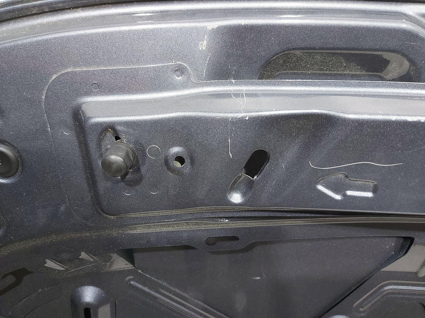 Капоти Капот Volkswagen 12D823031 Volkswagen ID.6 17