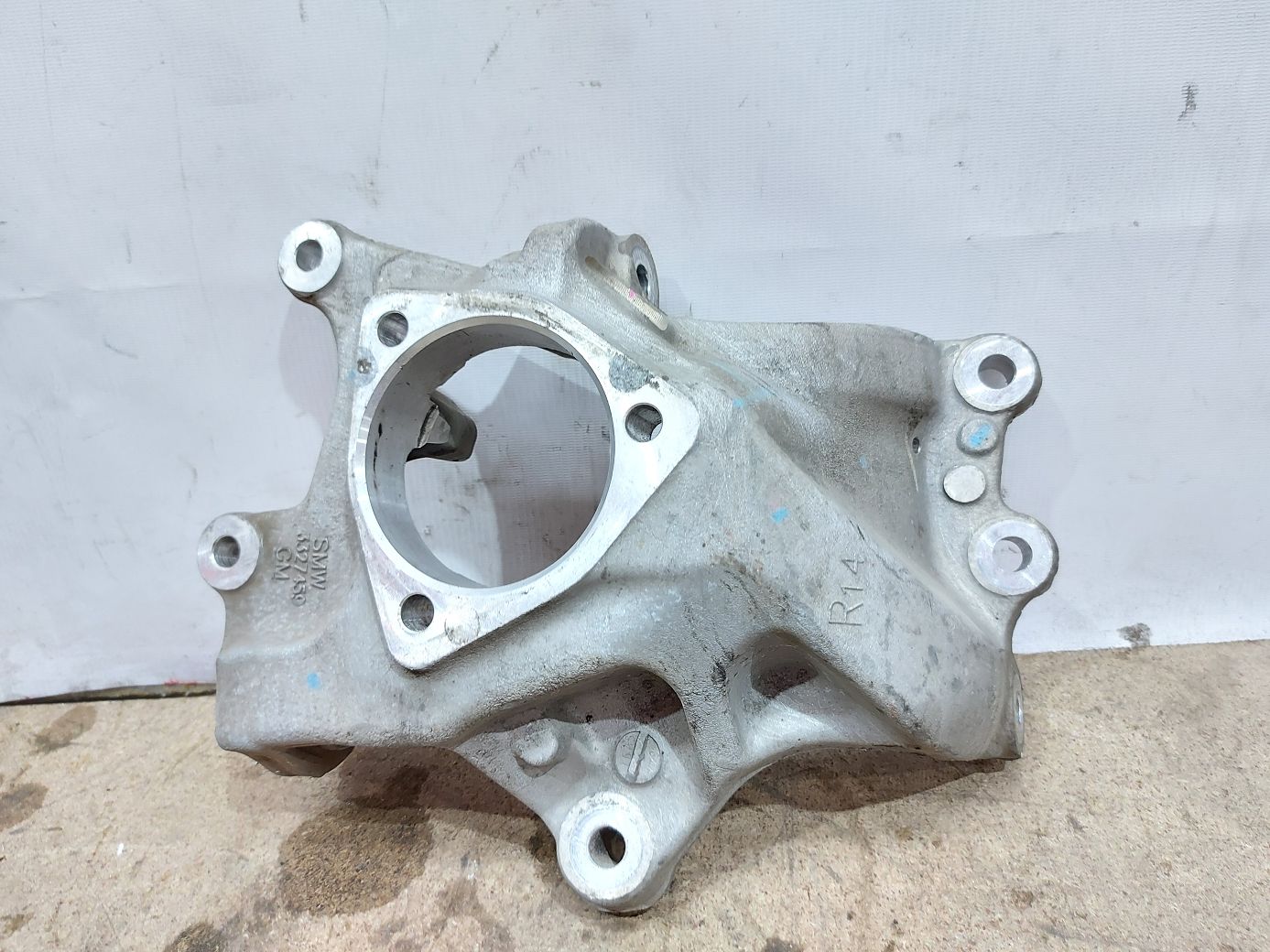 Malibu Поворотный кулак задний правый Chevrolet Malibu 2013-2015 23432049 Chevrolet Malibu 6