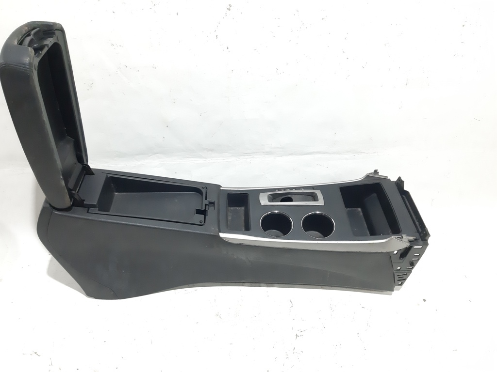 Altima. Центральна консоль Nissan Altima 2015 969113TA1B Nissan Altima