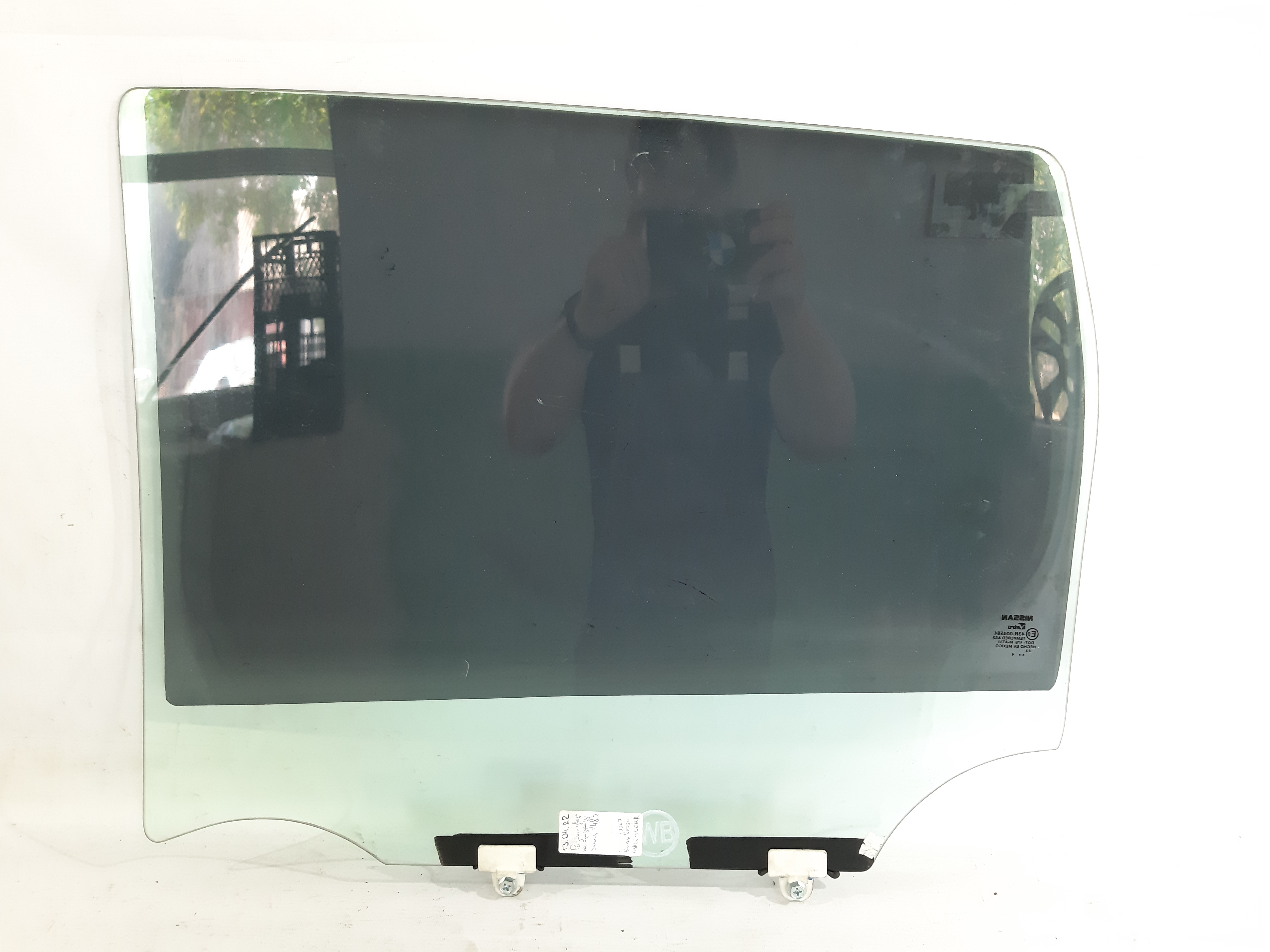 Versa note Скло дверей задньої правої Nissan Versa Note 2014-2019 823003WC0A Nissan Versa Note 2