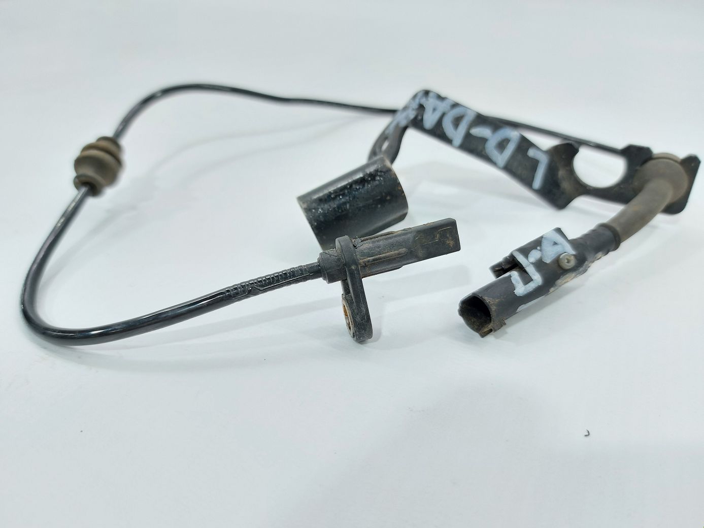 Dart Датчик ABS задний левый/правый Dodge Dart 2013 68082090AC Dodge Dart 13 Dart Датчик ABS задний левый/правый Dodge Dart 2013 68082090AC Dodge Dart 13