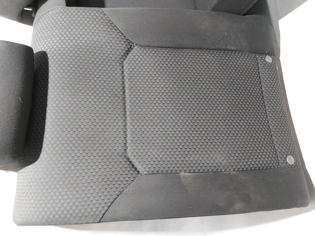 Passat s Спинка заднего ряда сидений правая Volkswagen Passat S 2011-2019 5C6885504H Volkswagen Passat S 6