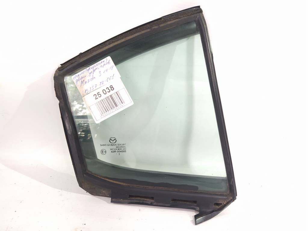 3. Скло (кватирка) двері задньої правої Mazda 3 2014-2018 BJS772661 Mazda 3