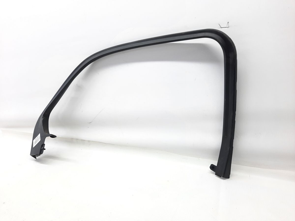 Equinox Накладка арки двери задней левой Chevrolet Equinox 2010-2017 20908700 Chevrolet Equinox 2