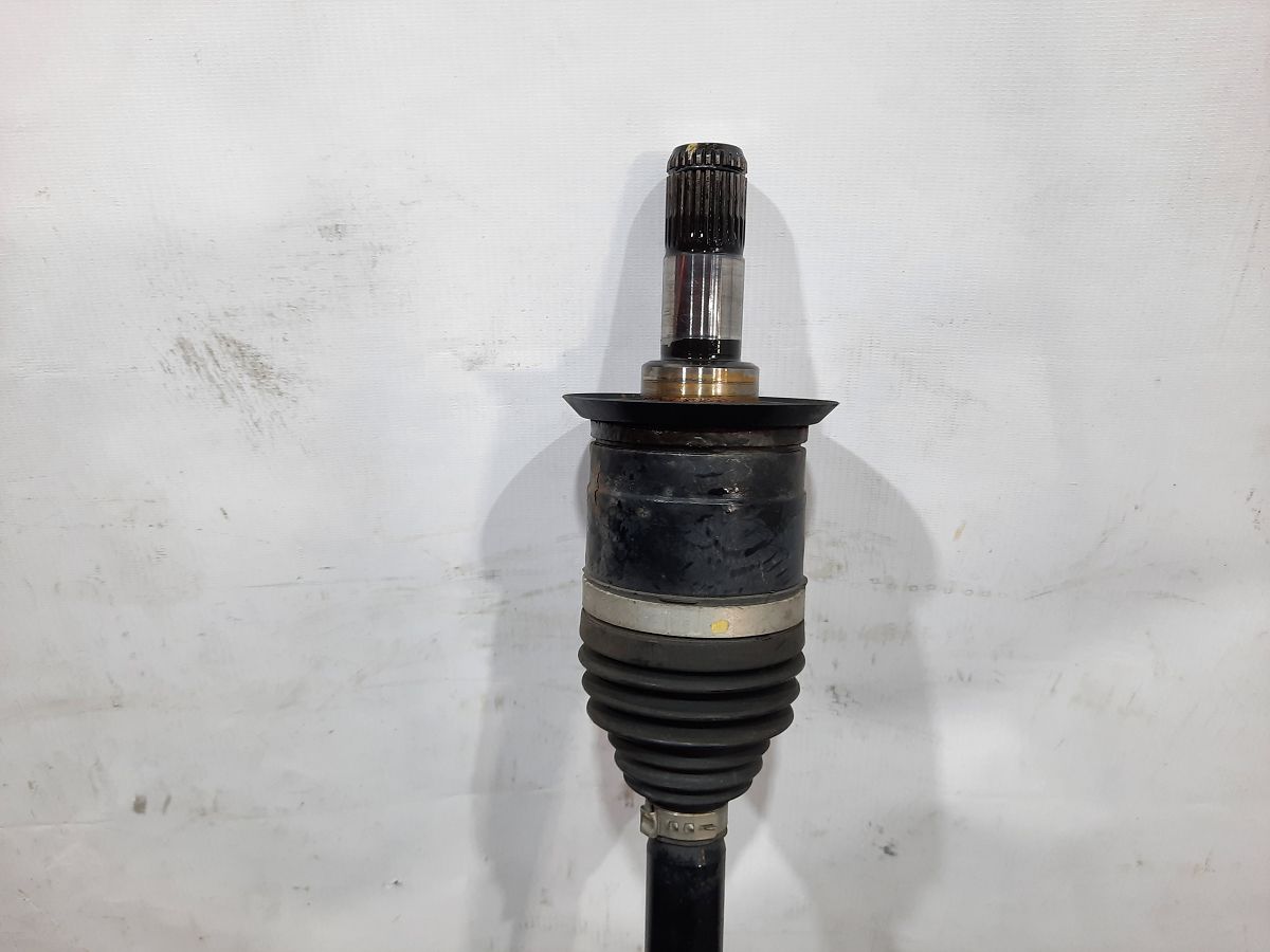 328i xdrive Поворотний кулак задній лівий з напіввіссю та датчиком ABS BMW 328i xDrive 2013-2016 33326792523 BMW 328i xDrive 2