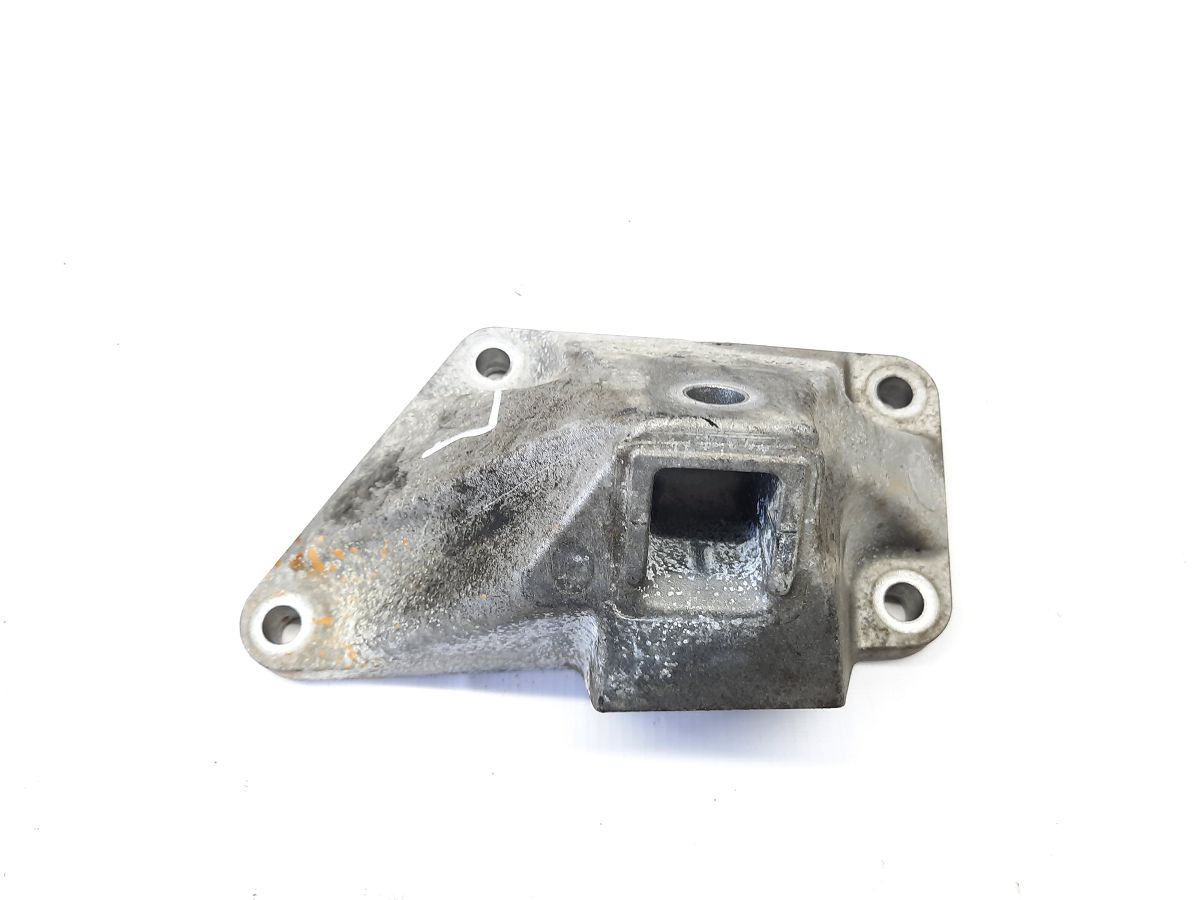 7 series Лапа двигуна ліва BMW 7 2012 22116775903 BMW 7 2