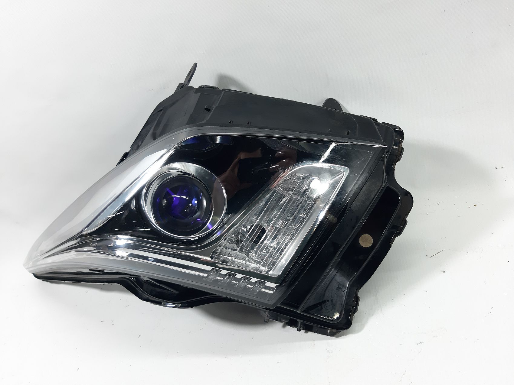 Фари головного світла Фара передня ліва Cadillac ATS 2015-2019 23236355 Cadillac ATS 2