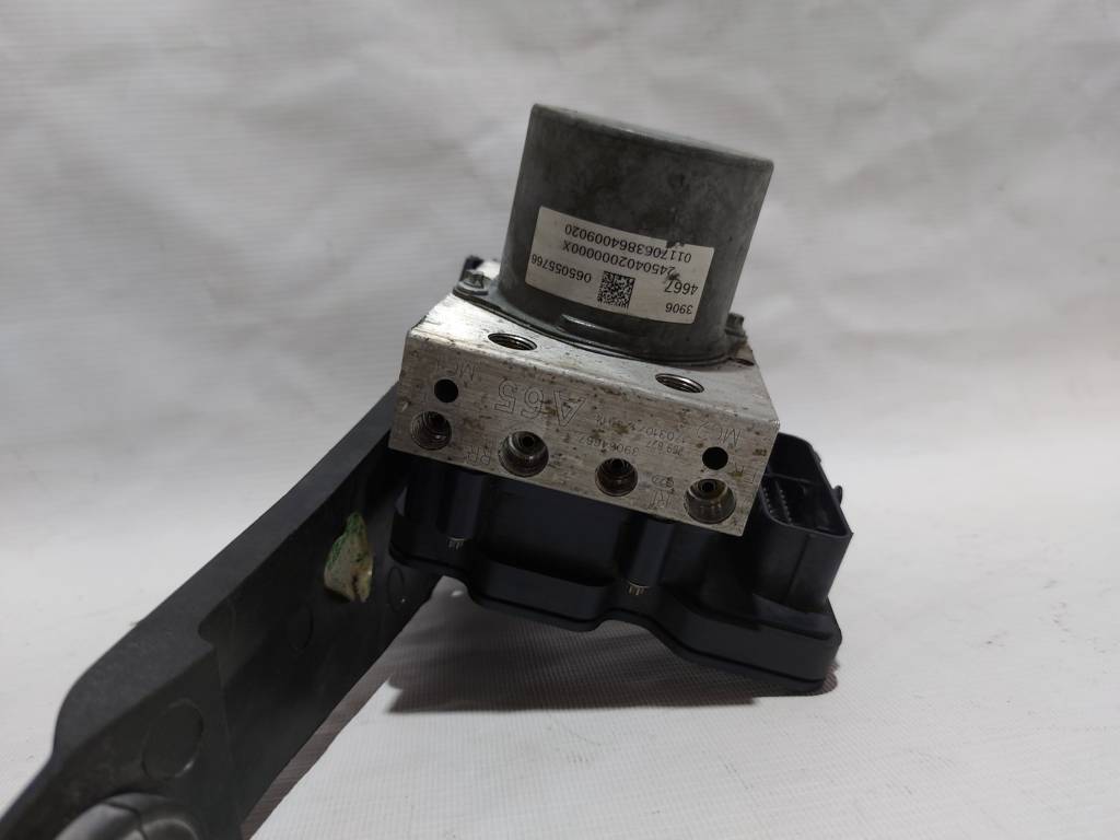 Cruze Блок ABS Chevrolet Cruze 2017 39120669 Chevrolet Cruze 6 Cruze Блок ABS Chevrolet Cruze 2017 39120669 Chevrolet Cruze 6