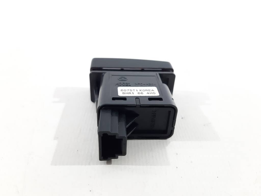 6 Аварийная кнопка Mazda 6 2014-2019 GKL1664H0 Mazda 6 2