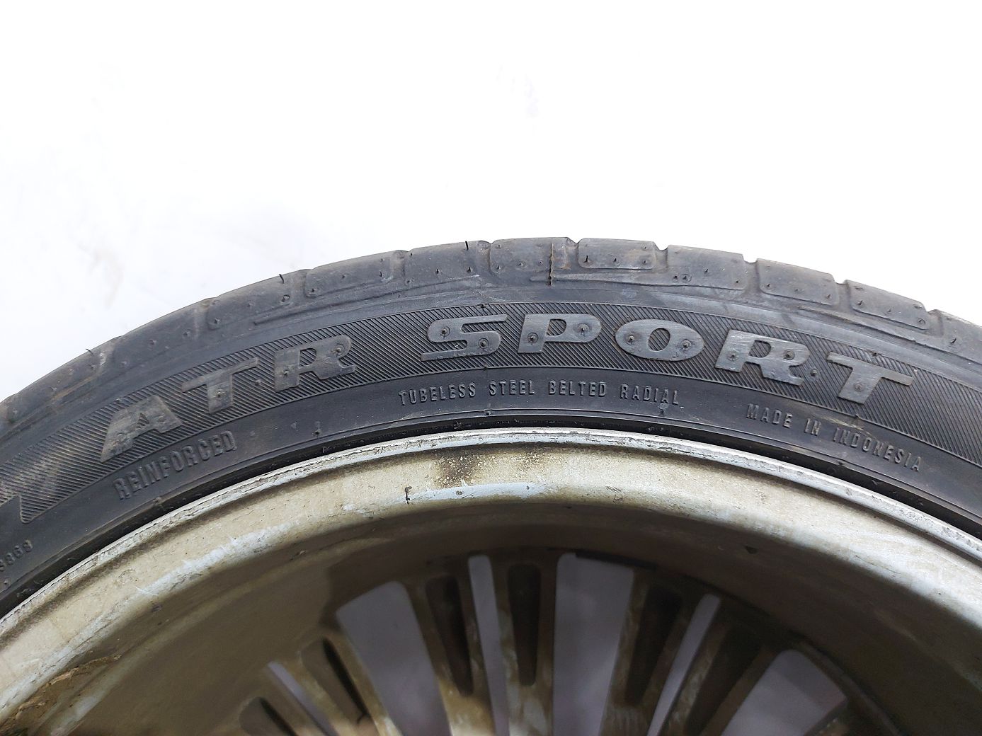 Xf Колісний диск R19 Jaguar XF 2013-2015 C2P12613 Jaguar XF 6 Xf Колісний диск R19 Jaguar XF 2013-2015 C2P12613 Jaguar XF 6