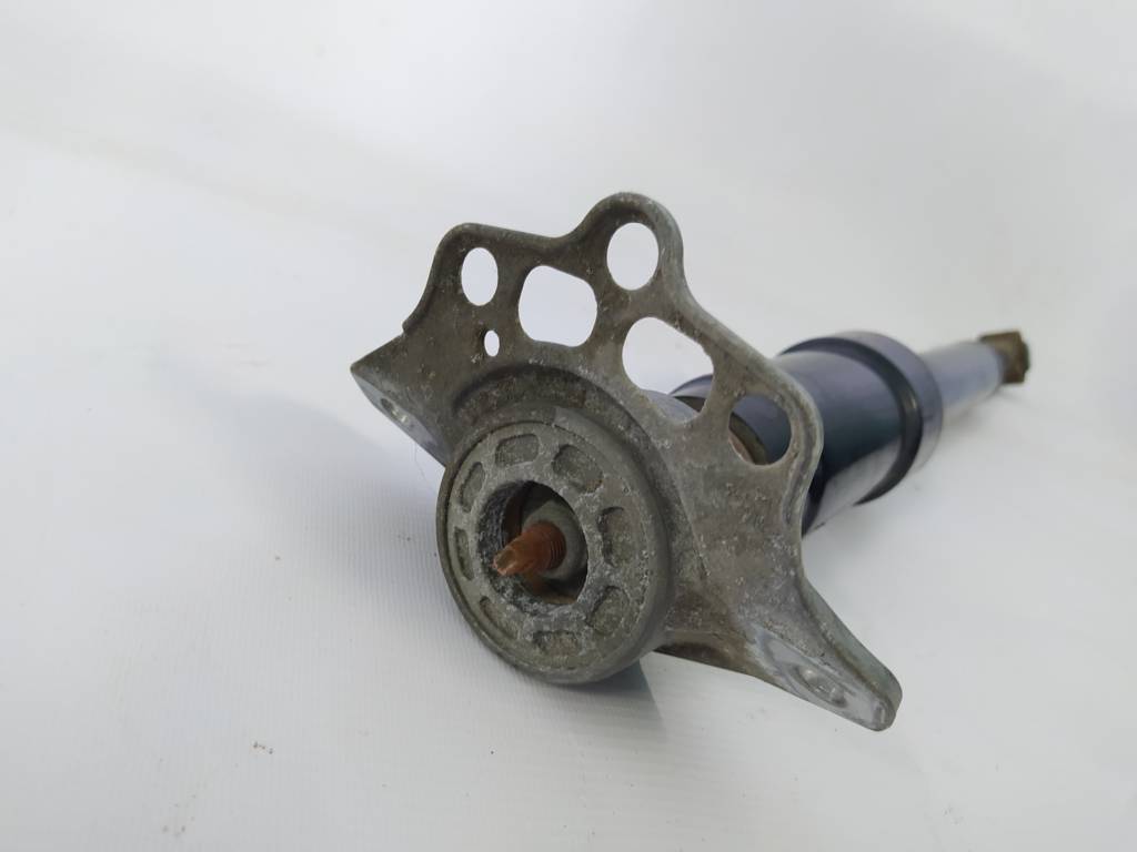 Товары с дефектами Амортизатор задний левый/правый(дефект)Chrysler 200 Limited 2015-2017 68253167AB Chrysler 200 Limited 23