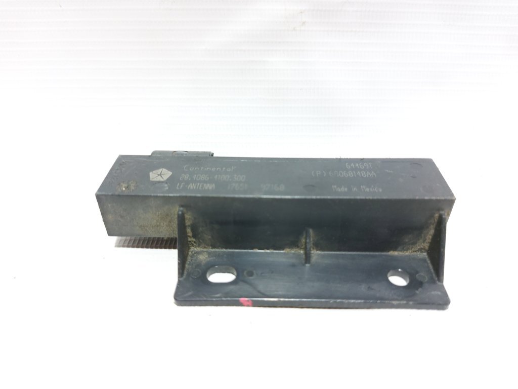 Journey Підсилювач антени Dodge Journey 2012-2018 68068148AA Dodge Journey 16