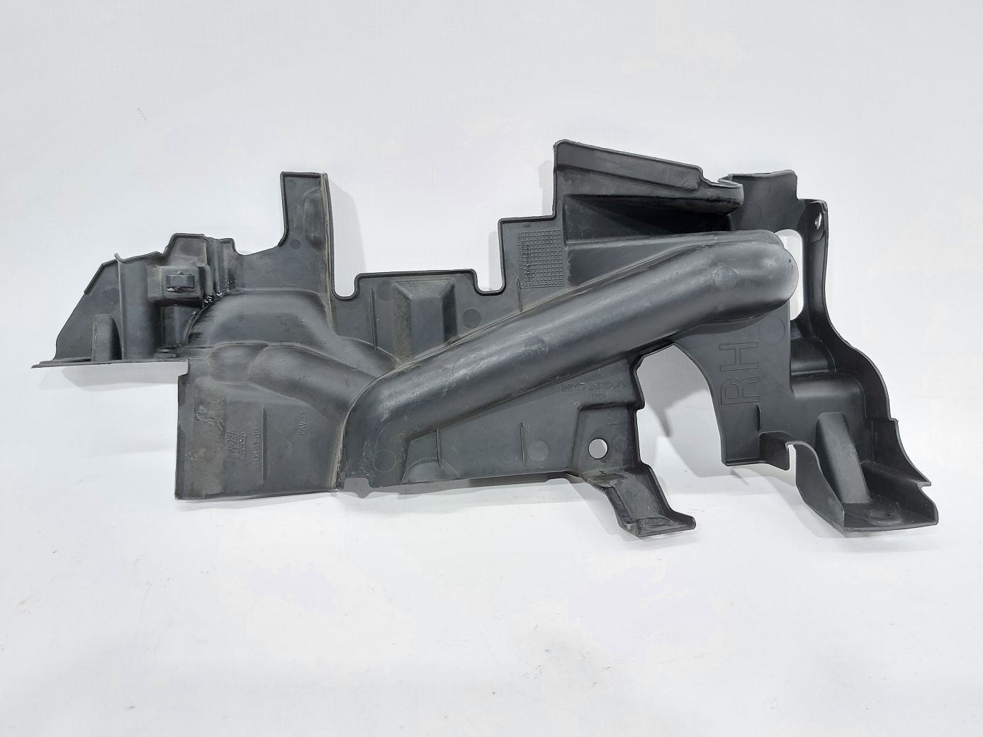 Accord Пильовик радіатора правий Honda Accord Sedan 2013-2015 71108T2AA00 Honda Accord Sedan 3