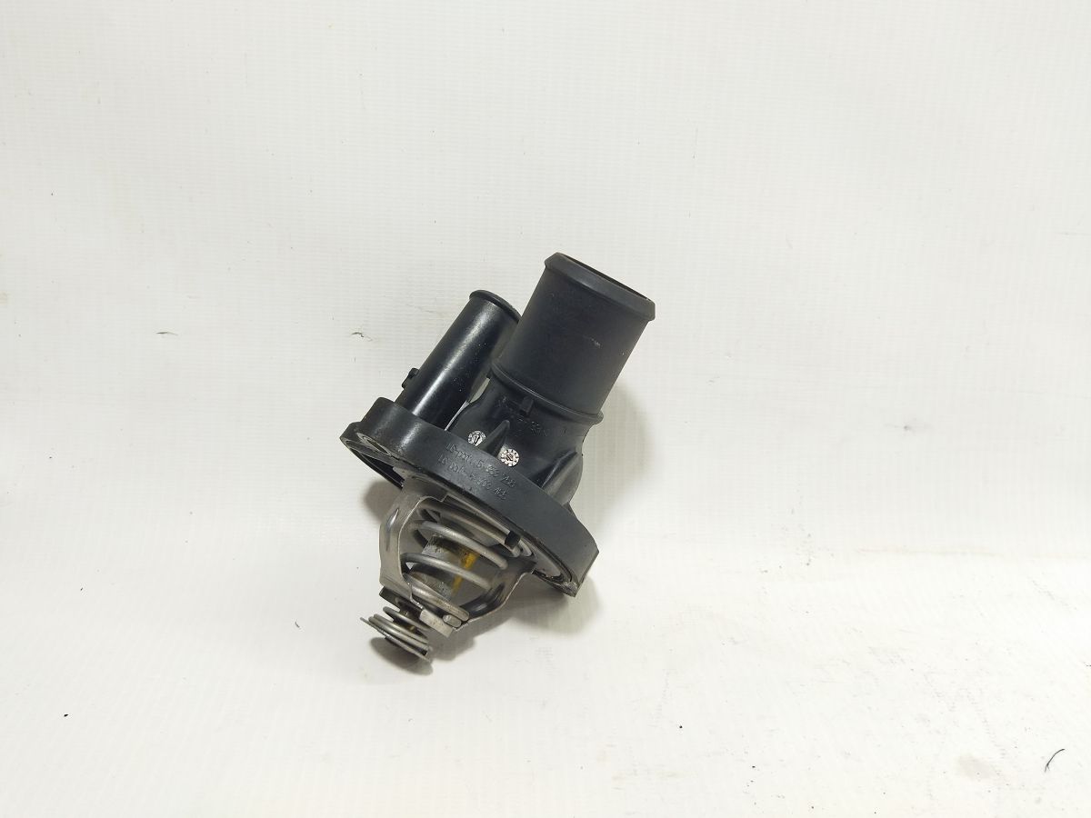 Escape. Корпус термостата Ford Escape 2013-2019 BM5Z8592C Ford Escape