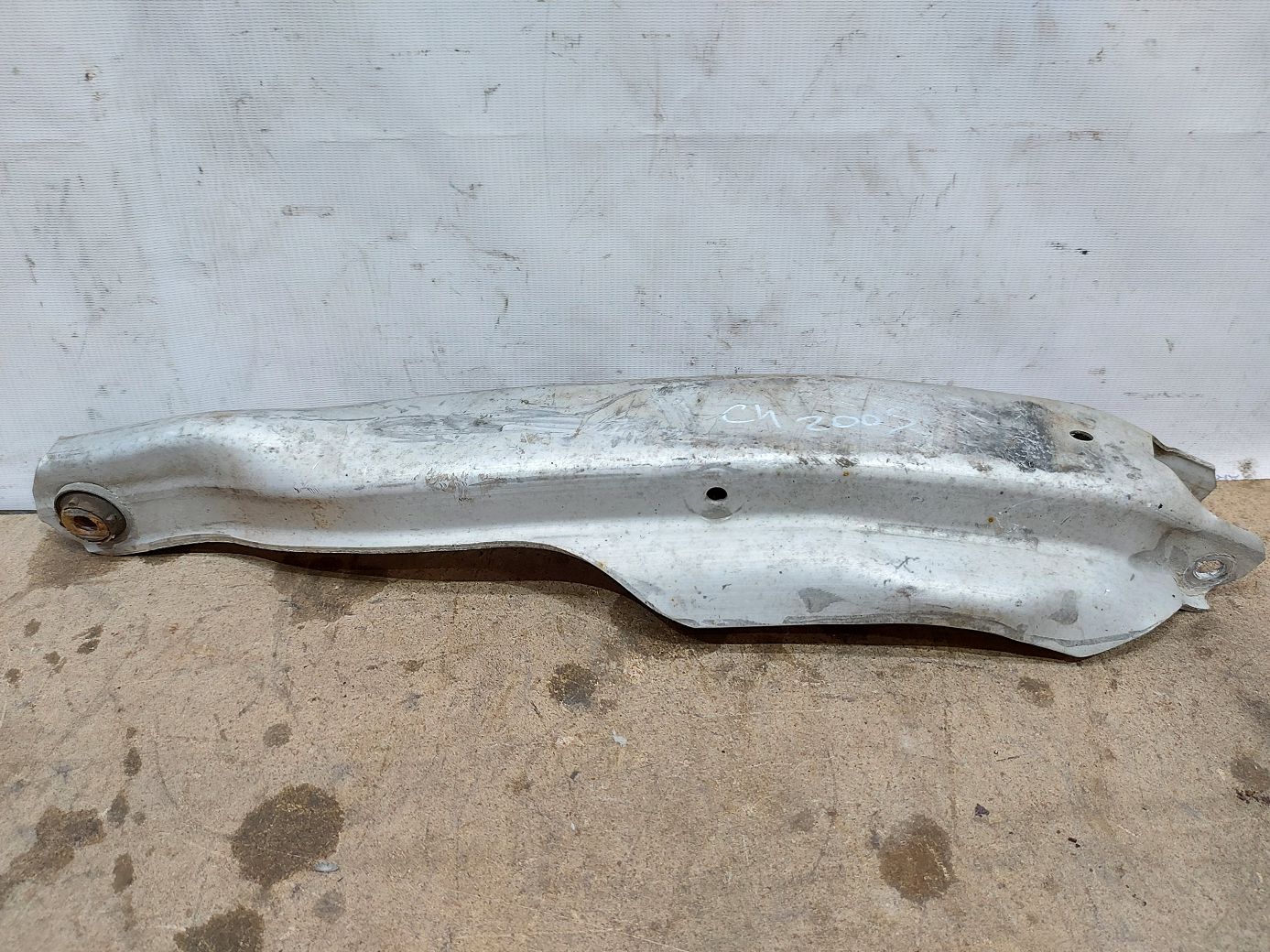 200 limited Важіль задній нижній під пружину лівий/правий Chrysler 200 Limited 2015-2017 68200065AC Chrysler 200 Limited 42