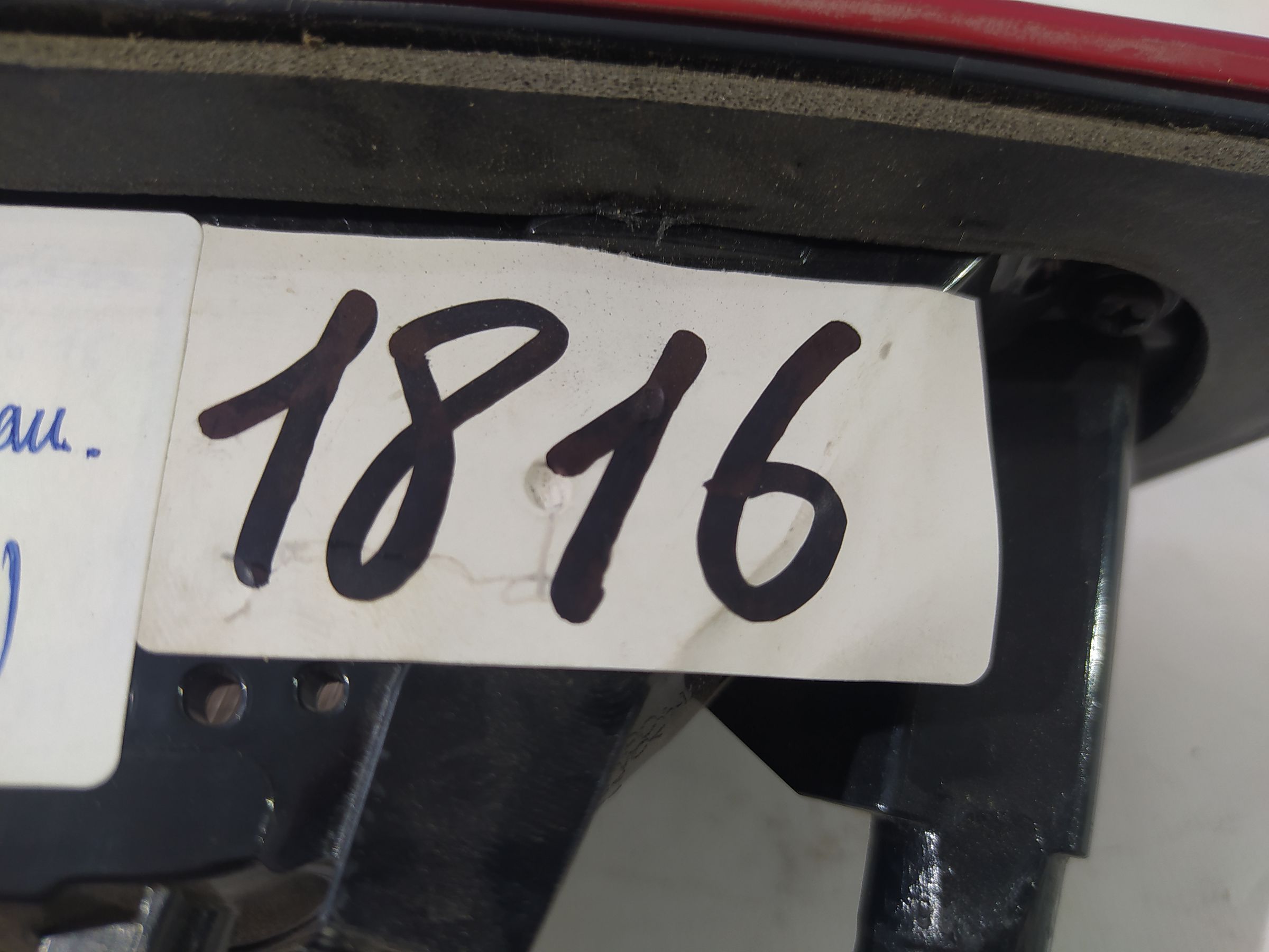 Malibu Ліхтар кришки багажника правий Chevrolet Malibu 2016-2021 84130997 Chevrolet Malibu 21