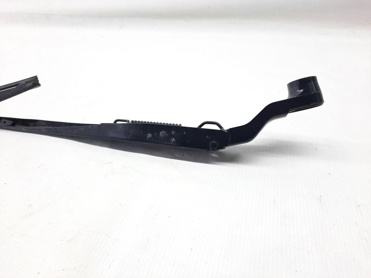 Ats Рычаг стеклоочистителя правый Cadillac ATS 2013-2019 22905712 Cadillac ATS 4