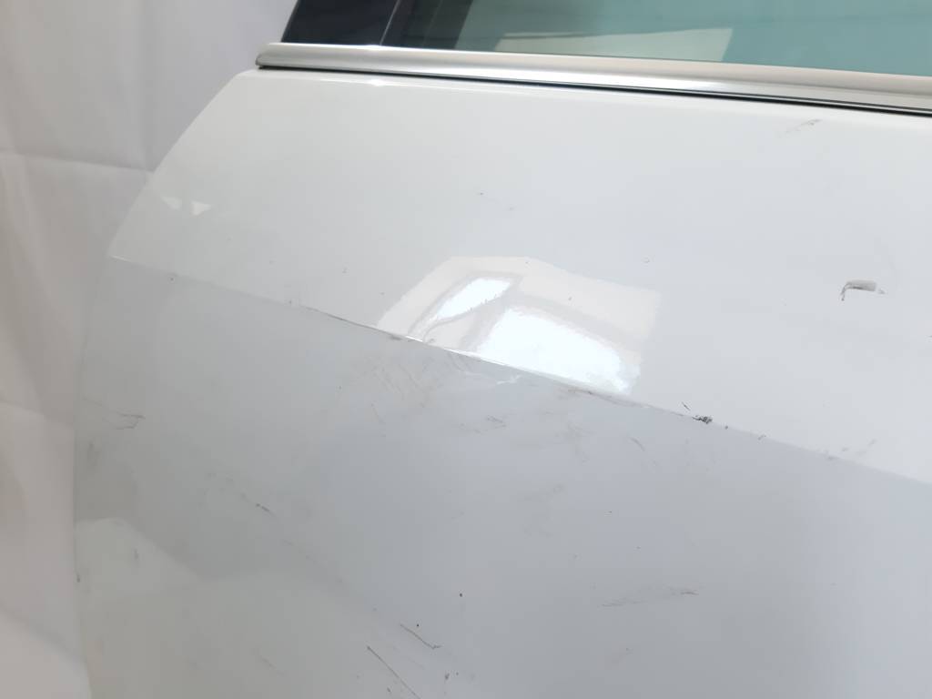 Regal Двері задні ліві в зборі Buick Regal 2011-2017 13469926 Buick Regal 23