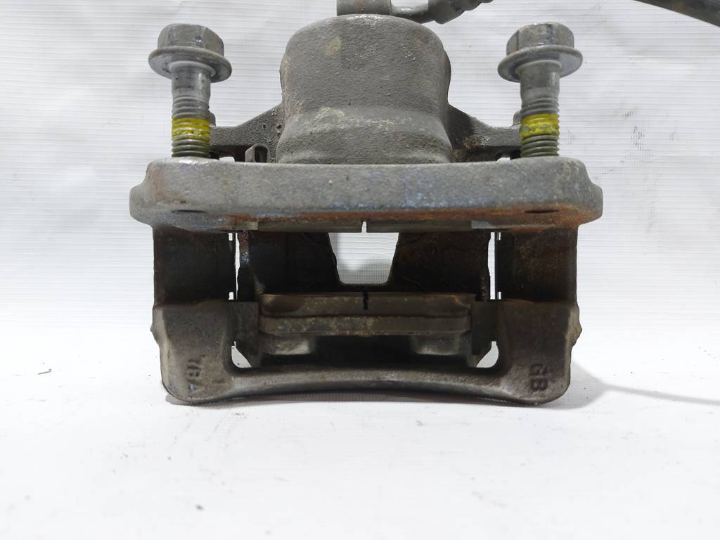 Cruze Супорт гальмівний передній лівий Chevrolet Cruze 2016-2019 13590520 Chevrolet Cruze 3