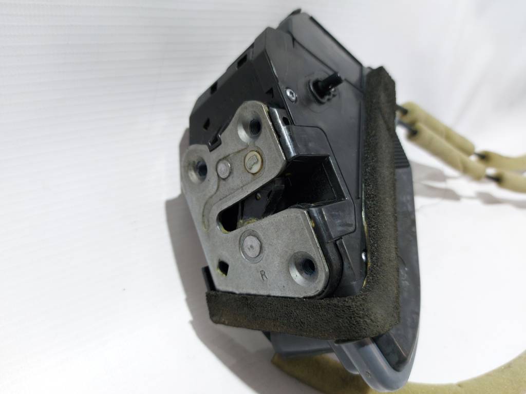 Altima Замок дверей задньої правої Nissan Altima 2013-2018 825003TA0C Nissan Altima 12