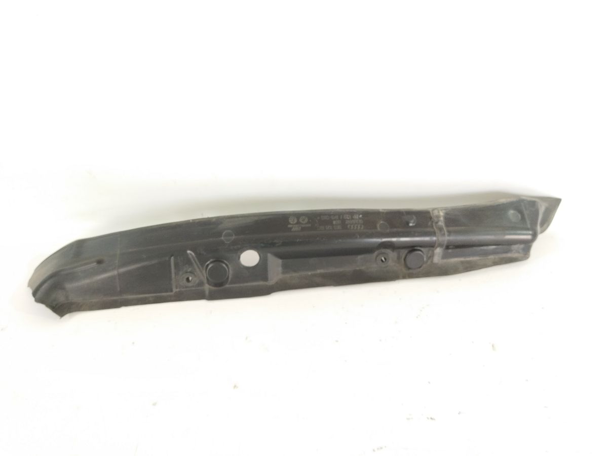 A4 Ущільнювач крила переднього лівого Audi A4 2013-2016 8K0821111C Audi A4 2