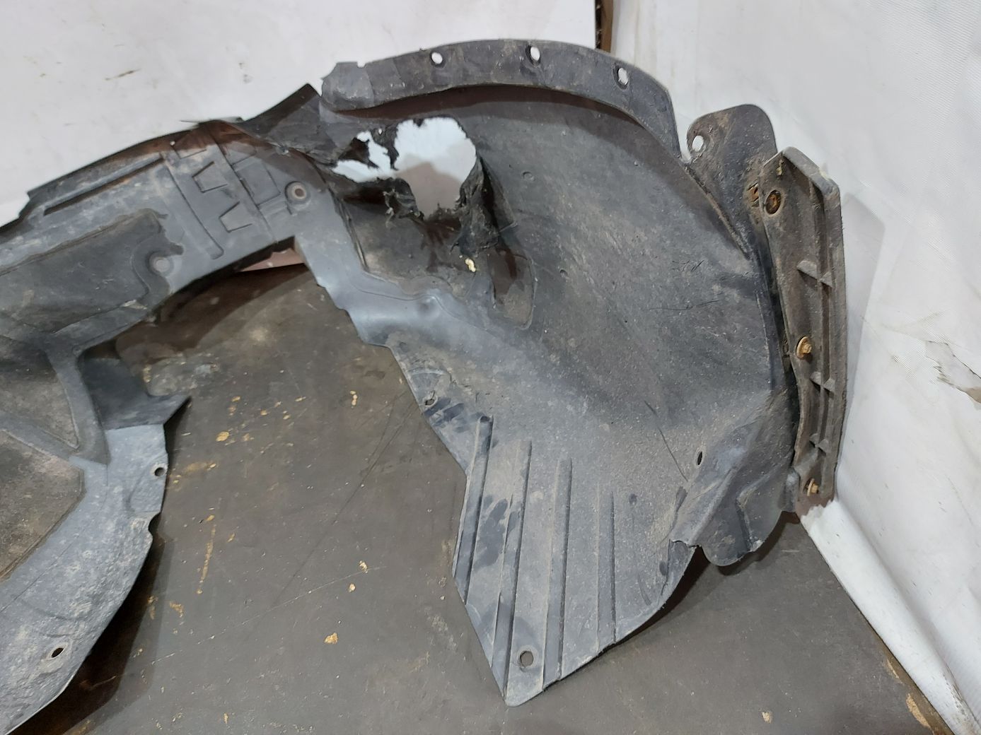 Malibu Підкрилок передній правий Chevrolet Malibu 2013-2015 23401039 Chevrolet Malibu 7