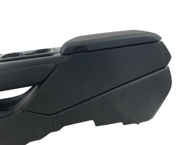 Equinox Центральная консоль Chevrolet Equinox EV 2024-2025 85099167 Chevrolet Equinox EV 3