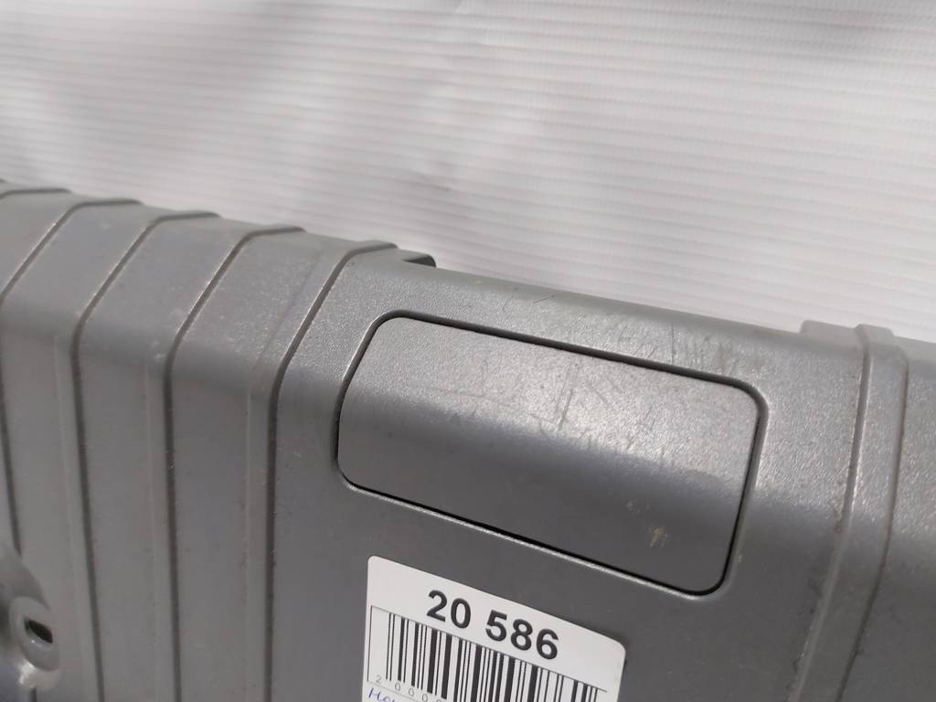 328i xdrive Накладка задней панели багажного отделения BMW 328i xDrive 2006-2011 51477059258 BMW 328i xDrive 4