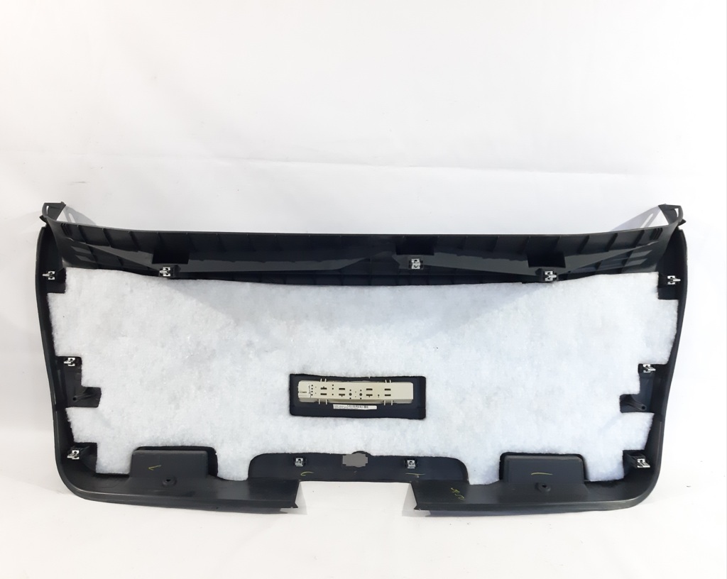 Journey Обшивка крышки багажника нижняя Dodge Journey 2011-2020 1BE54DX9AE Dodge Journey 26