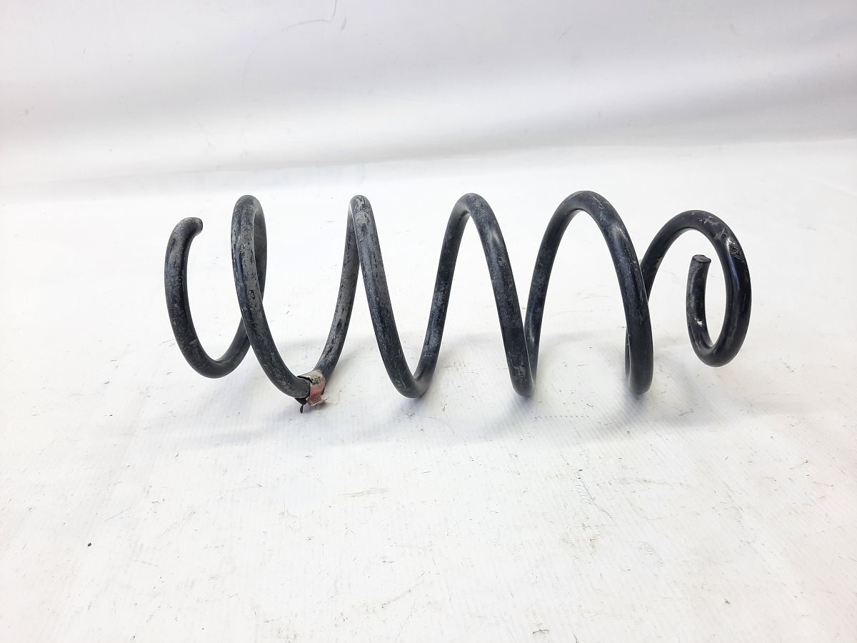 Dart Пружина задня ліва/права Dodge Dart 2014-2016 5168046AA Dodge Dart 3