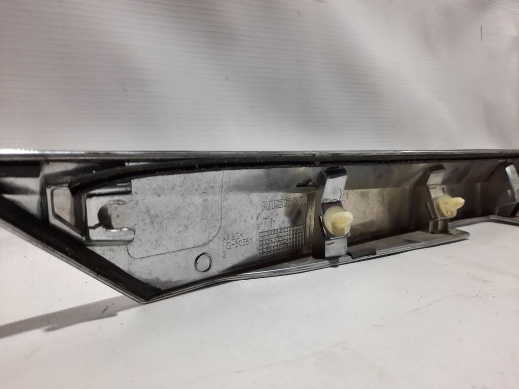 Altima Накладка багажника зовнішня Nissan Altima 2013-2015 84810-3TA2C Nissan Altima 8